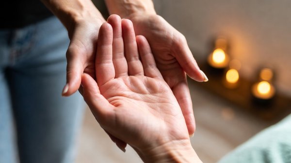 Top 5 bienfaits de la réflexologie palmaire pour votre bien-être